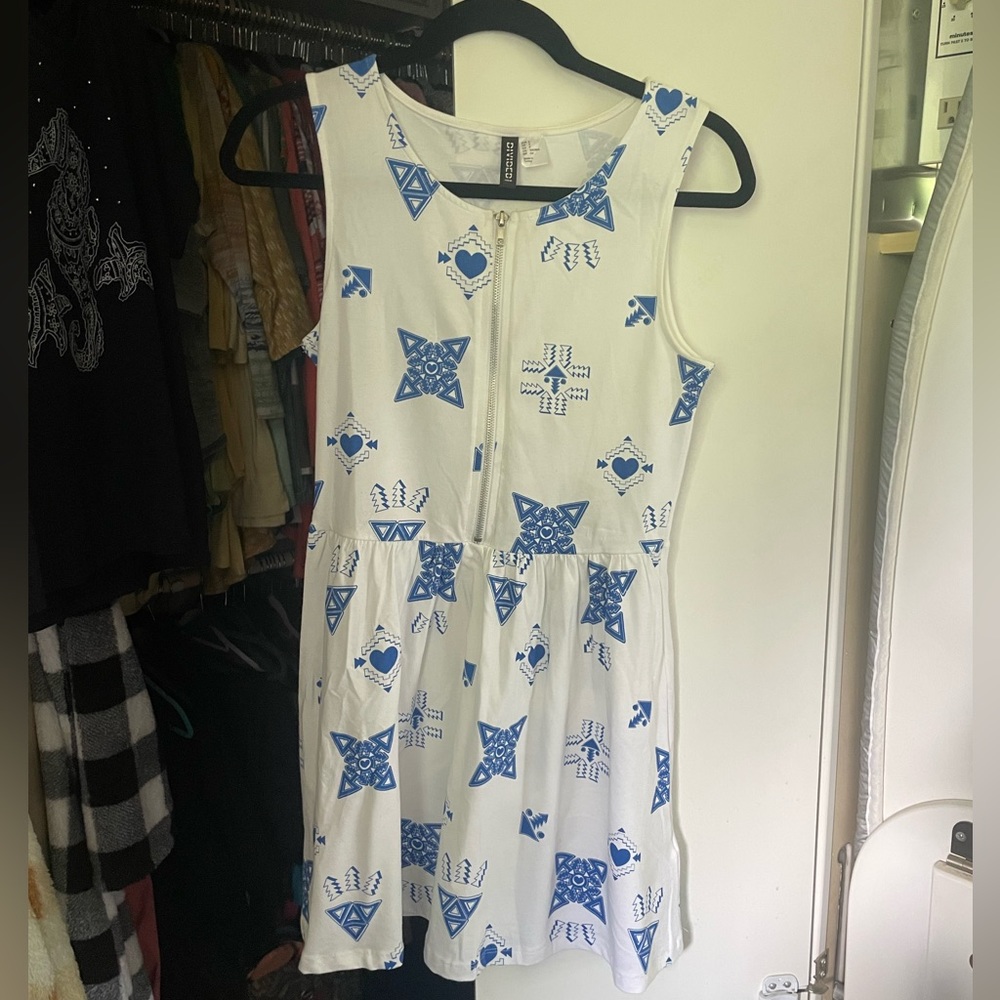 Divided Size S skater dress